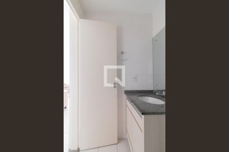 Apartamento à venda com 67m², 3 quartos e 1 vaga Apartamento à venda com 67m², 3 quartos e 1 vagaBanheiro Corredor