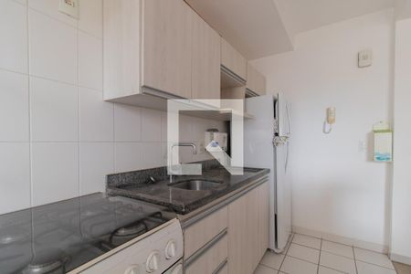 Apartamento à venda com 67m², 3 quartos e 1 vaga Apartamento à venda com 67m², 3 quartos e 1 vagaCozinha e Área de Serviço