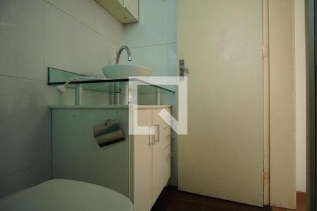 Banheiro de apartamento à venda com 1 quarto, 75m² em Rio Branco, Porto Alegre