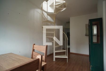Sala de apartamento para alugar com 1 quarto, 75m² em Rio Branco, Porto Alegre