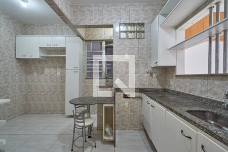 Apartamento à venda com 50m², 2 quartos e 1 vaga Apartamento à venda com 50m², 2 quartos e 1 vagaCozinha