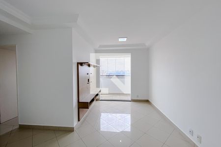 Sala de apartamento para alugar com 3 quartos, 63m² em Vila Bertioga, São Paulo