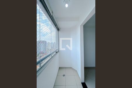 Sacada de apartamento para alugar com 3 quartos, 63m² em Vila Bertioga, São Paulo
