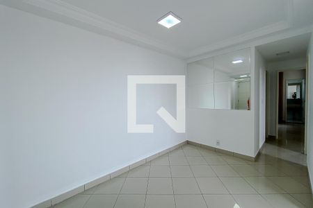 Sala de apartamento para alugar com 3 quartos, 63m² em Vila Bertioga, São Paulo