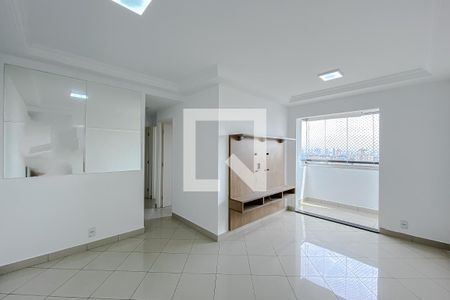 Sala de apartamento para alugar com 3 quartos, 63m² em Vila Bertioga, São Paulo