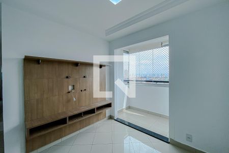 Sala de apartamento para alugar com 3 quartos, 63m² em Vila Bertioga, São Paulo