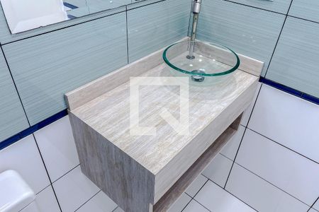 Apartamento para alugar com 63m², 3 quartos e 2 vagas Apartamento para alugar com 63m², 3 quartos e 2 vagasBanheiro