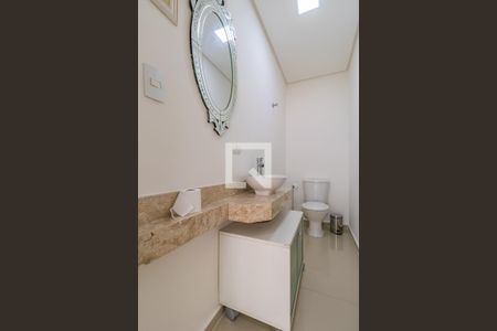 Lavabo de casa de condomínio à venda com 4 quartos, 371m² em Centro de Apoio I (alphaville), Santana de Parnaíba
