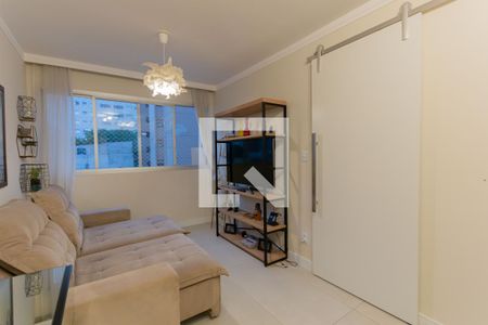 sala de apartamento à venda com 1 quarto, 55m² em Cambuí, Campinas