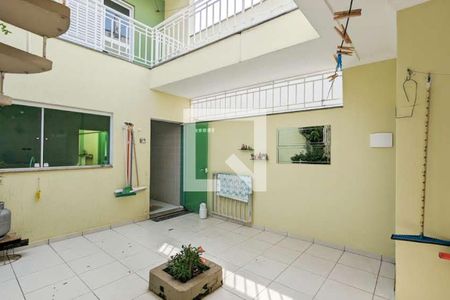 Casa à venda com 209m², 3 quartos e 4 vagas Casa à venda com 209m², 3 quartos e 4 vagasChurrasqueira