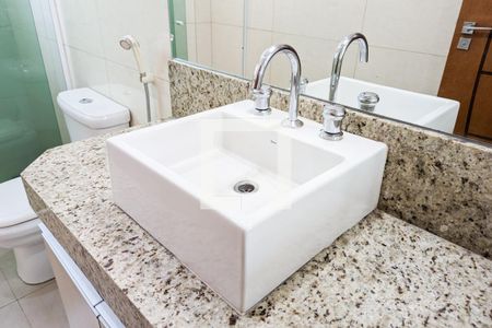 Casa à venda com 209m², 3 quartos e 4 vagas Casa à venda com 209m², 3 quartos e 4 vagasBanheiro da suíte 1