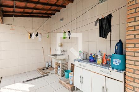 Casa à venda com 209m², 3 quartos e 4 vagas Casa à venda com 209m², 3 quartos e 4 vagasÁrea de serviço