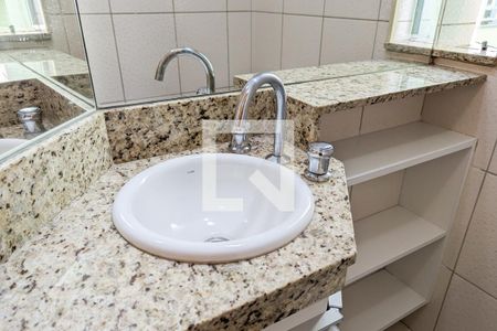 Casa à venda com 209m², 3 quartos e 4 vagas Casa à venda com 209m², 3 quartos e 4 vagasBanheiro da suíte 2