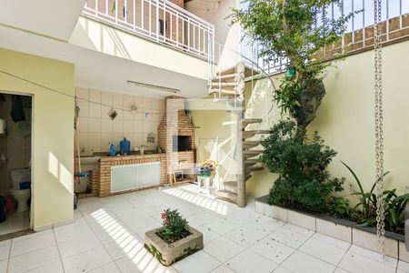 Casa à venda com 209m², 3 quartos e 4 vagas Casa à venda com 209m², 3 quartos e 4 vagasChurrasqueira