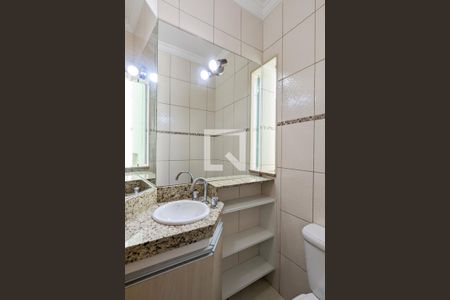 Casa à venda com 209m², 3 quartos e 4 vagas Casa à venda com 209m², 3 quartos e 4 vagasBanheiro da suíte 2