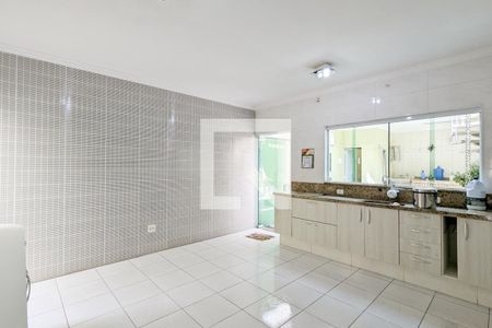 Casa à venda com 209m², 3 quartos e 4 vagas Casa à venda com 209m², 3 quartos e 4 vagasCozinha