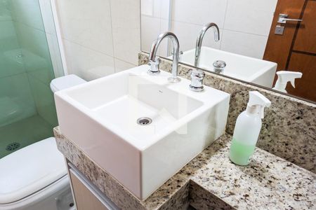 Casa à venda com 209m², 3 quartos e 4 vagas Casa à venda com 209m², 3 quartos e 4 vagasBanheiro da suíte 3