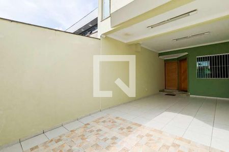 Casa à venda com 209m², 3 quartos e 4 vagas Casa à venda com 209m², 3 quartos e 4 vagasGaragem