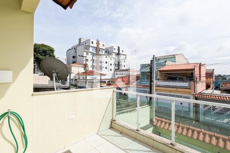Casa à venda com 209m², 3 quartos e 4 vagas Casa à venda com 209m², 3 quartos e 4 vagasVaranda da suíte 1