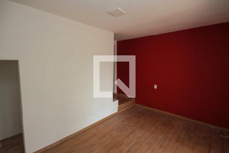 Sala de casa à venda com 3 quartos, 110m² em Jardim Tietê, São Paulo