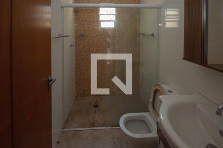 Banheiro de casa à venda com 3 quartos, 110m² em Jardim Tietê, São Paulo