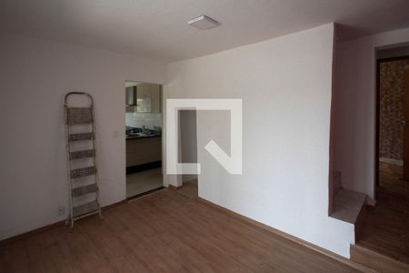 Sala de casa à venda com 3 quartos, 110m² em Jardim Tietê, São Paulo
