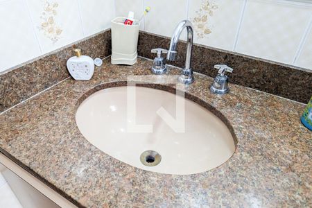 Casa à venda com 222m², 3 quartos e 2 vagasBanheiro