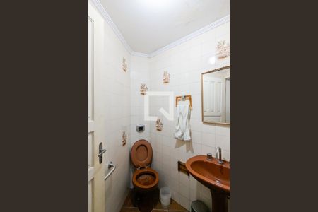 Casa à venda com 222m², 3 quartos e 2 vagasBanheiro de serviço