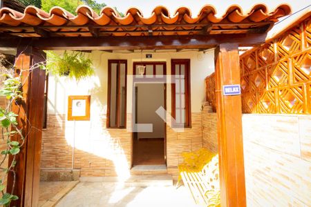 Casa para alugar com 60m², 2 quartos e sem vagaFachada 