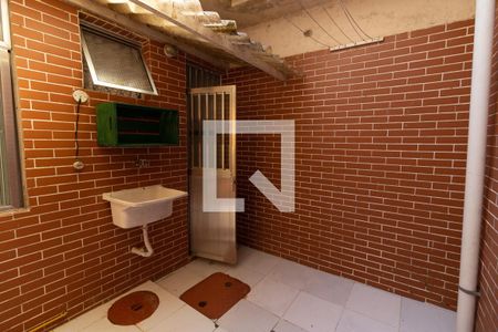 Casa para alugar com 60m², 2 quartos e sem vagaÁrea de Serviço