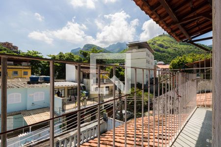 Casa de condomínio à venda com 359m², 3 quartos e 3 vagas Casa de condomínio à venda com 359m², 3 quartos e 3 vagasVista da Sala 2