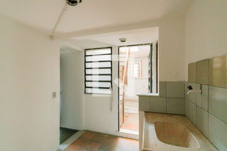 Casa de condomínio à venda com 359m², 3 quartos e 3 vagas Casa de condomínio à venda com 359m², 3 quartos e 3 vagasCozinha 2