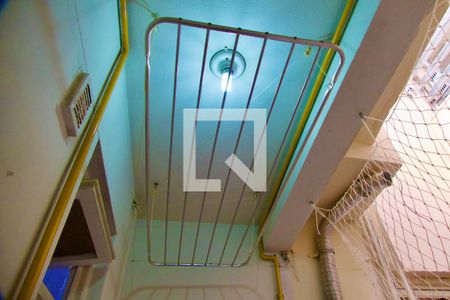 Apartamento à venda com 60m², 2 quartos e sem vagaÁrea serviço