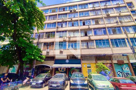 Apartamento à venda com 60m², 2 quartos e sem vagaFachada