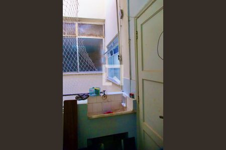 Apartamento à venda com 60m², 2 quartos e sem vagaÁrea serviço