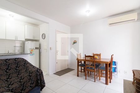 Sala de apartamento à venda com 3 quartos, 64m² em Cristal, Porto Alegre