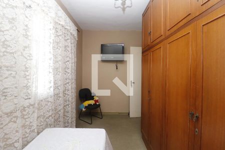 Casa à venda com 170m², 3 quartos e 4 vagasQuarto 2