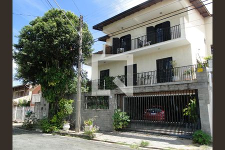 Casa à venda com 500m², 5 quartos e 3 vagasFACHADAFRONTAL