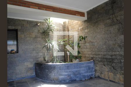 GARAGEM de casa à venda com 5 quartos, 500m² em Vila Joaquim Inácio, Campinas
