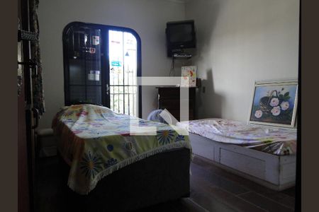 Casa à venda com 500m², 5 quartos e 3 vagasQUARTO SUITE 2