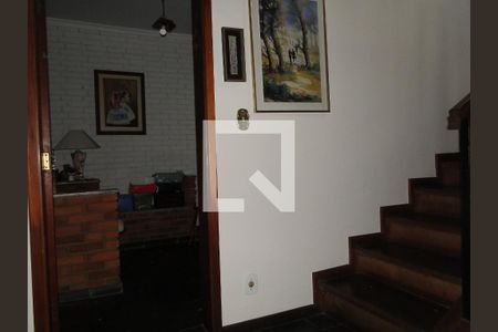 Casa à venda com 500m², 5 quartos e 3 vagasCORREDOR PARA SALA DE TV