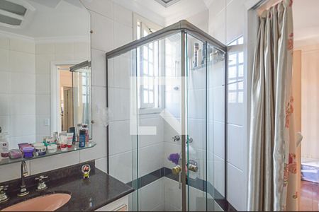 Casa à venda com 279m², 4 quartos e 6 vagas Casa à venda com 279m², 4 quartos e 6 vagasBanheiro da Suíte 2