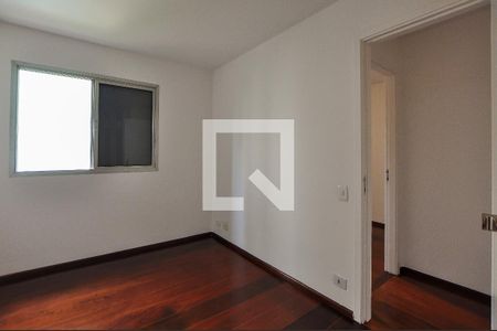 Apartamento para alugar com 71m², 2 quartos e 1 vagaQuarto 2 - Suíte