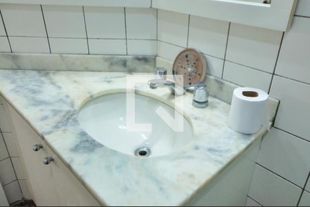 Apartamento para alugar com 71m², 2 quartos e 1 vagaBanheiro Corredor