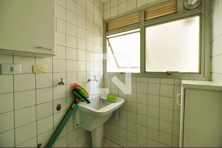 Apartamento para alugar com 71m², 2 quartos e 1 vagaÁrea de Serviço