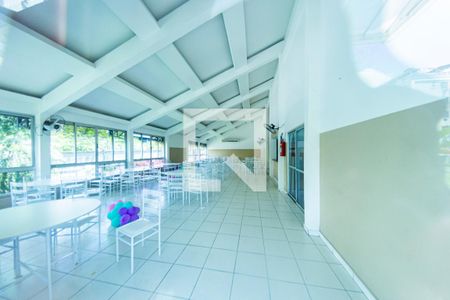 Apartamento para alugar com 55m², 2 quartos e 1 vaga Apartamento para alugar com 55m², 2 quartos e 1 vagaÁrea comum