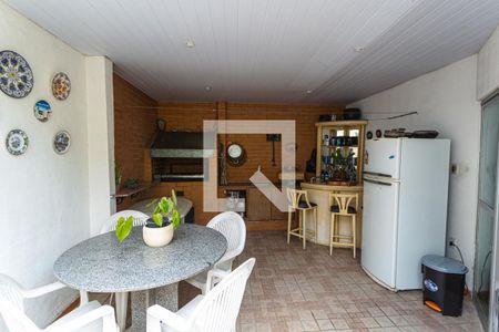 Apartamento à venda com 200m², 3 quartos e 2 vagas Apartamento à venda com 200m², 3 quartos e 2 vagasCobertura/Churrasqueira