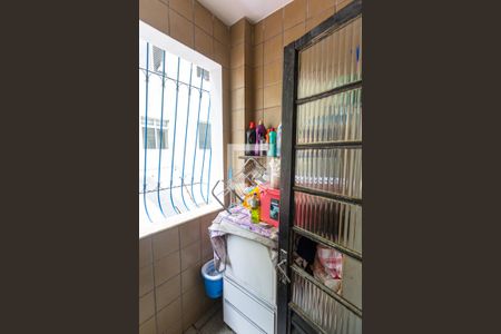 Apartamento à venda com 200m², 3 quartos e 2 vagas Apartamento à venda com 200m², 3 quartos e 2 vagasÁrea de Serviço