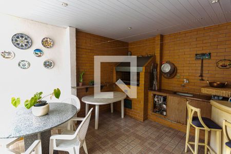 Apartamento à venda com 200m², 3 quartos e 2 vagas Apartamento à venda com 200m², 3 quartos e 2 vagasCobertura/Churrasqueira