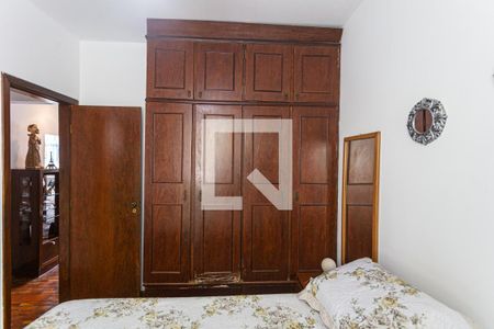 Apartamento à venda com 200m², 3 quartos e 2 vagas Apartamento à venda com 200m², 3 quartos e 2 vagasArmário da Suíte